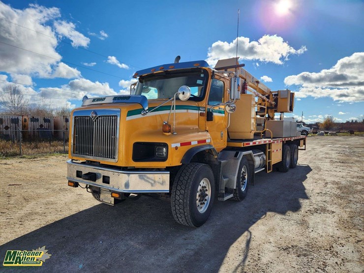 2008-international-paystar-5600i-image-1