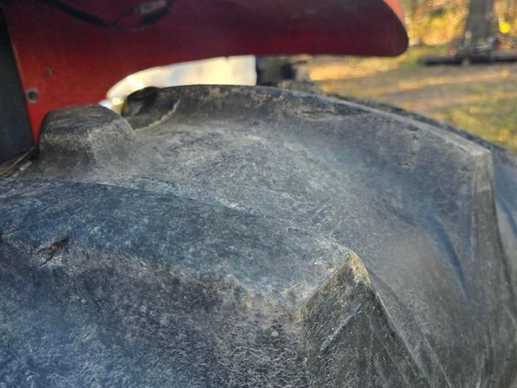 2012-kubota-m108s-image-14