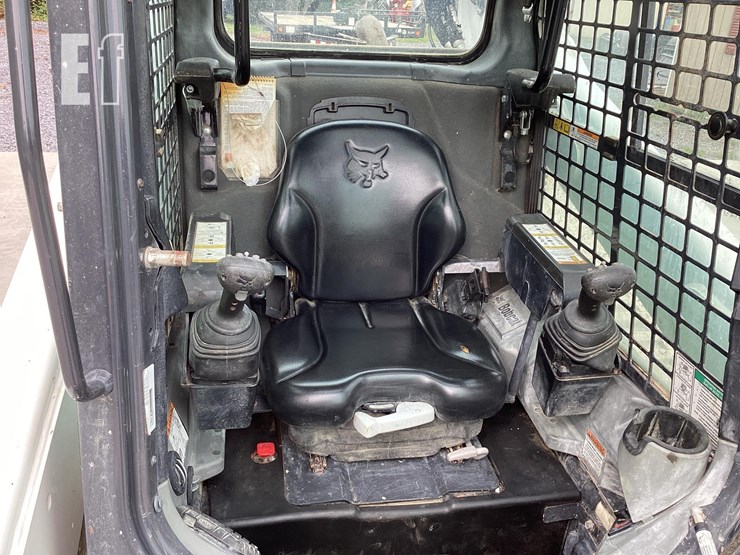 2020-bobcat-t770-image-14