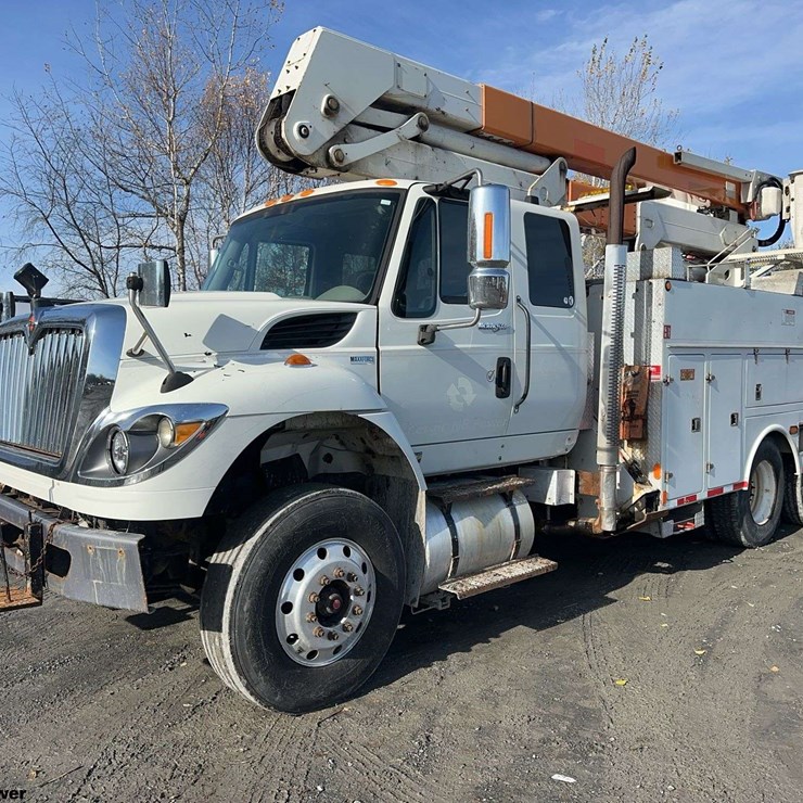 2012 INTERNATIONAL 7400