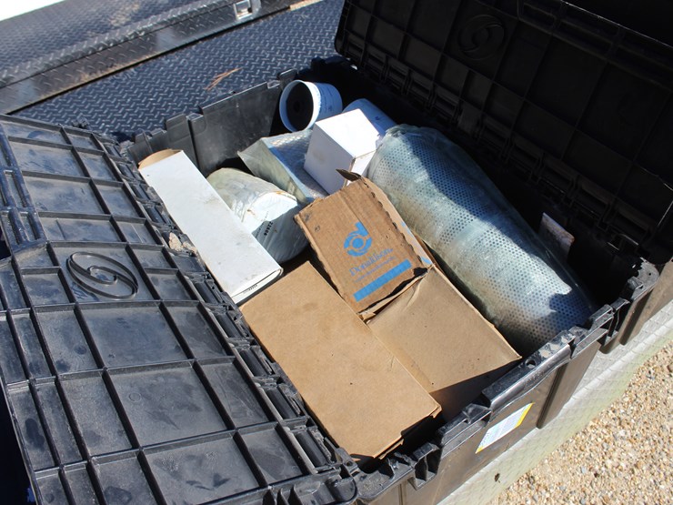 #24757-•-tool-box-with-3-totes-of-filters-image-6