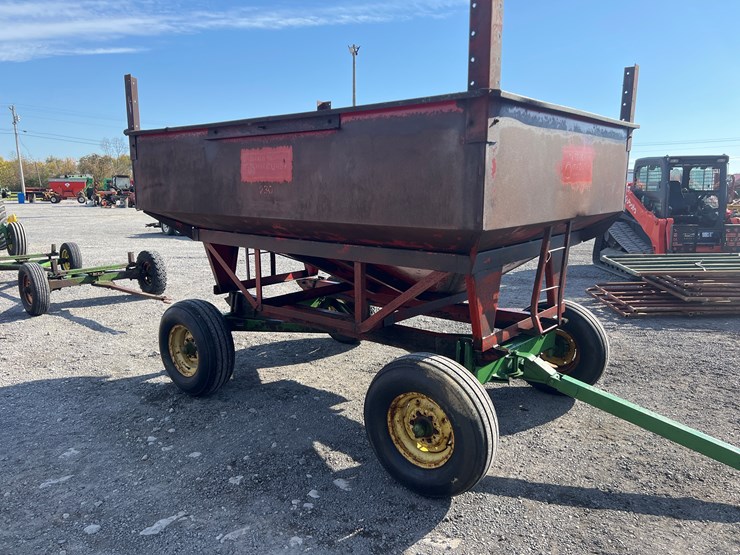 john-deere-1065-image-4