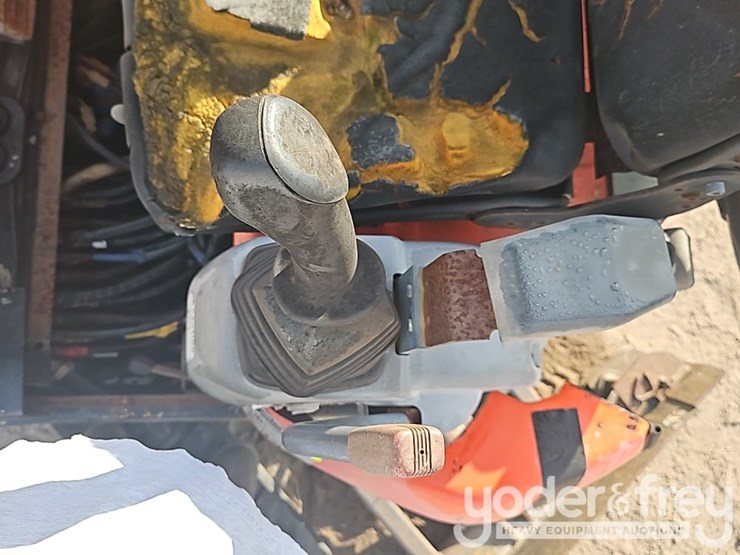 2013-kubota-u17-image-25