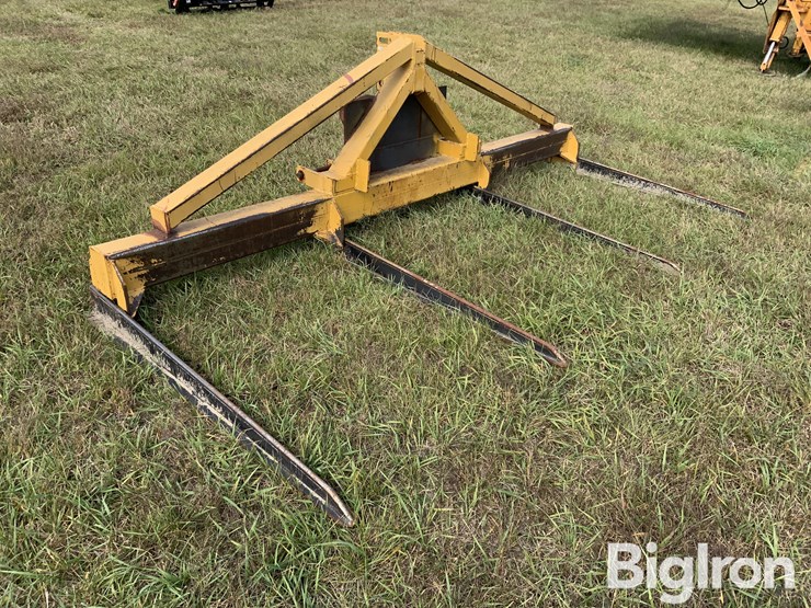 hennig-double-bale-fork-image-7