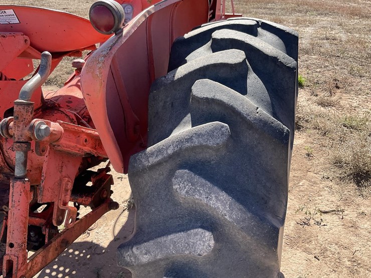 allis-chalmers-d15-image-10