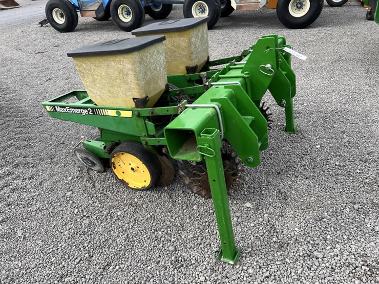 john-deere-2-image-2