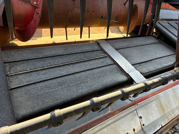 2015-case-ih-3162-image-21