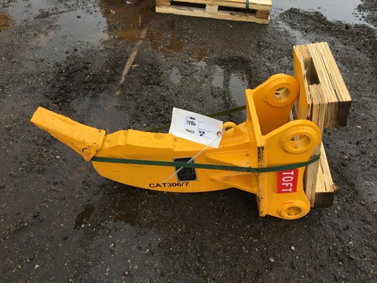 caterpillar-305-image-1