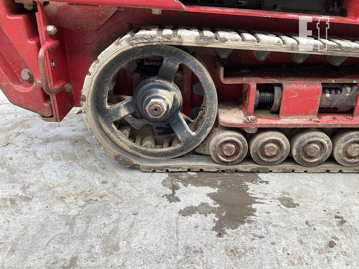 2010-toro-dingo-tx420-image-12