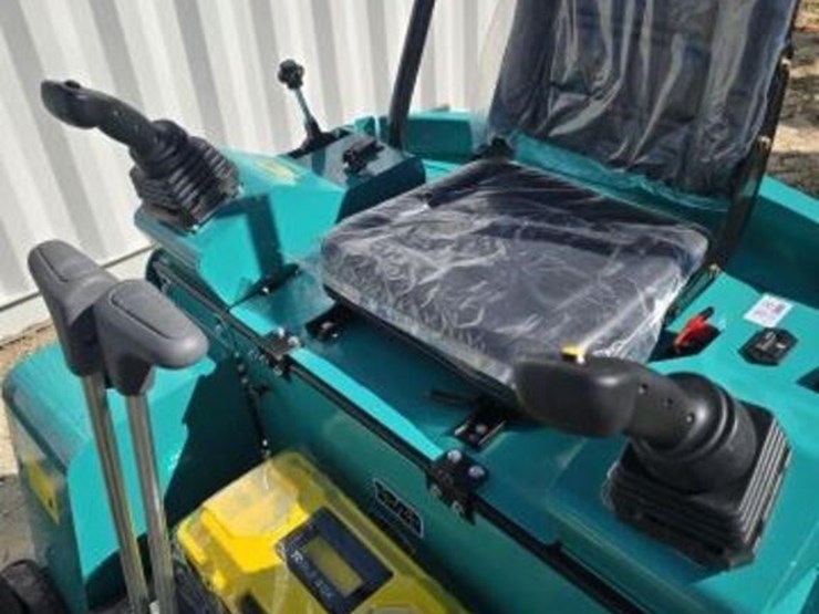 cfg-mini-excavator-h15r-image-5