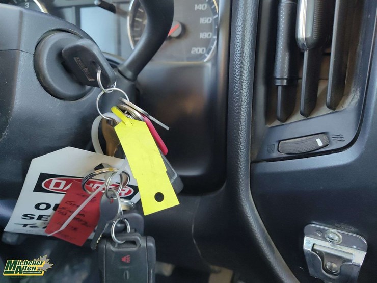 2016-gmc-sierra-3500hd-image-5