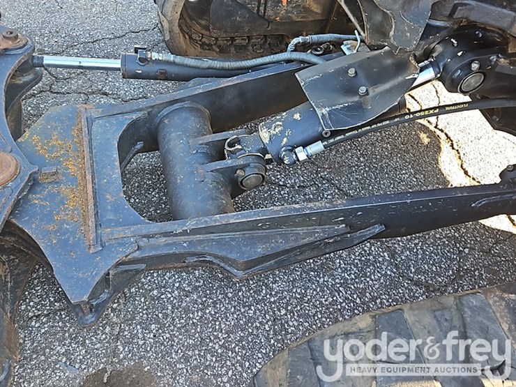 2016-kubota-kx057-4-image-36