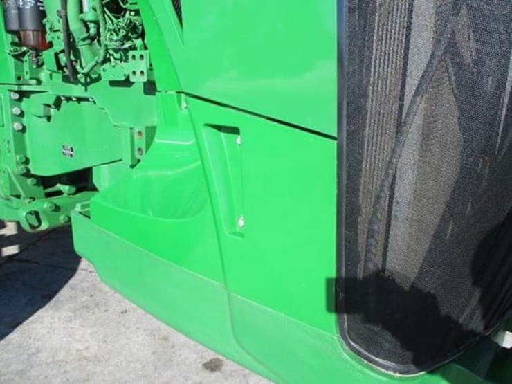 2013-john-deere-8360rt-image-76