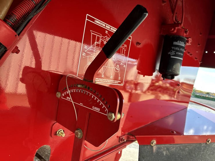 1992-case-ih-1640-image-63