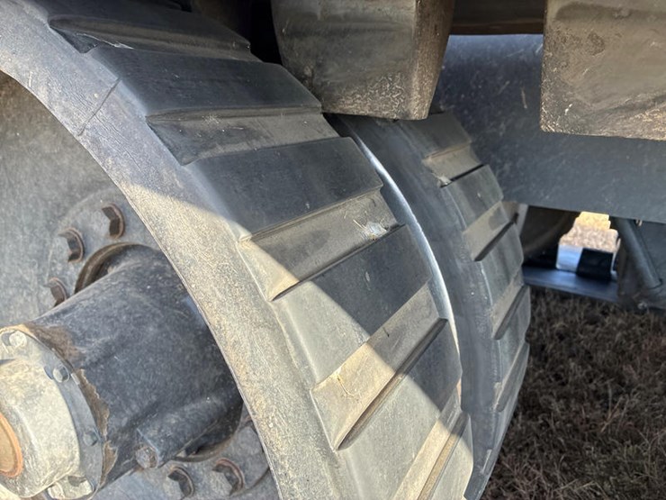 #114632-•-cat-85e-#6js00405-image-37