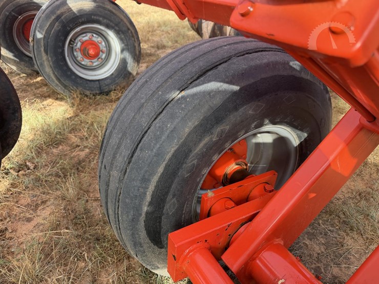 kuhn-krause-8200-36-image-11