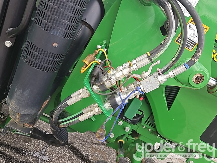 2019-john-deere-5075e-image-17
