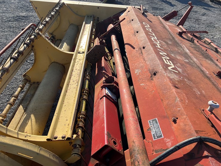 new-holland-472-image-9