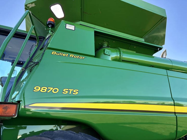 2010-john-deere-2010-image-24