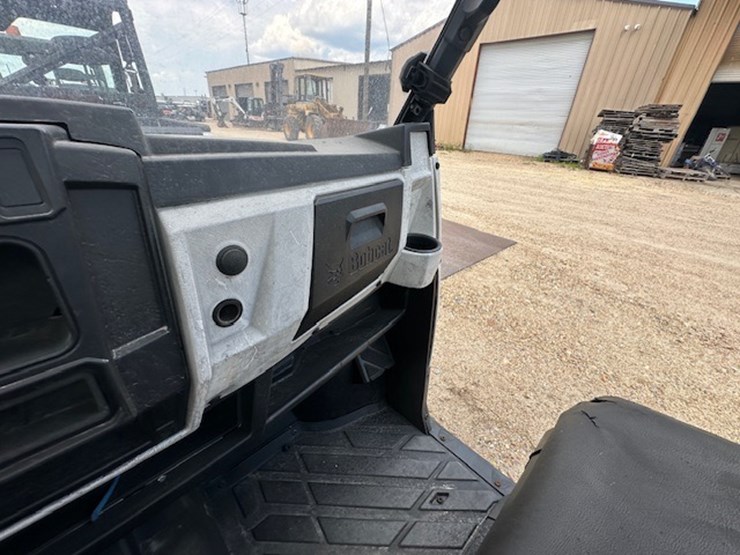 bobcat-3400-image-24