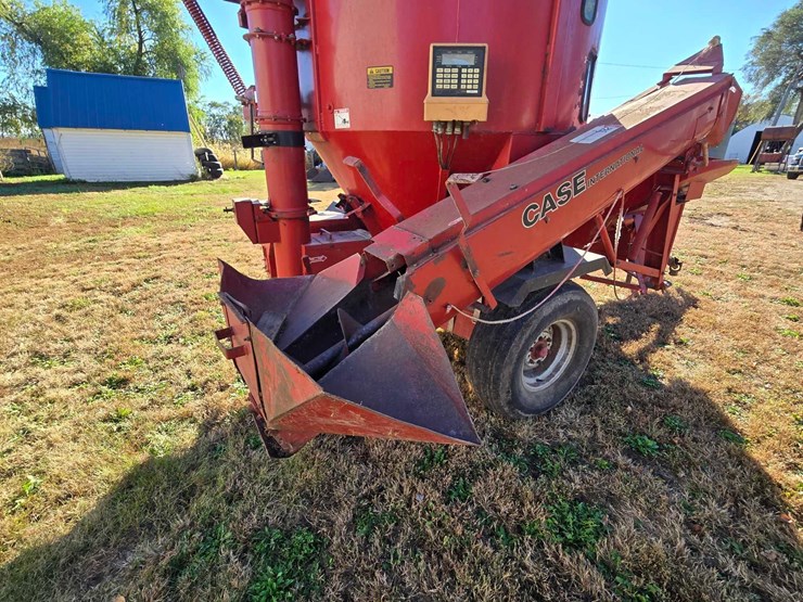 case-ih-1250-image-16