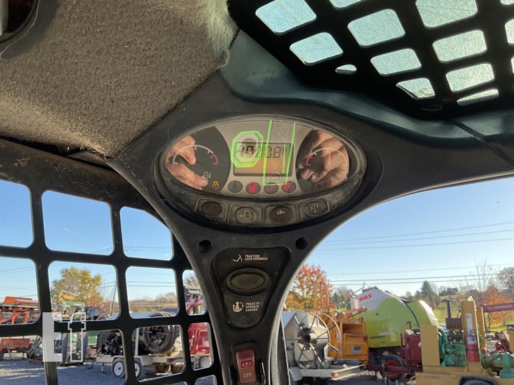 2016-bobcat-s570-image-18