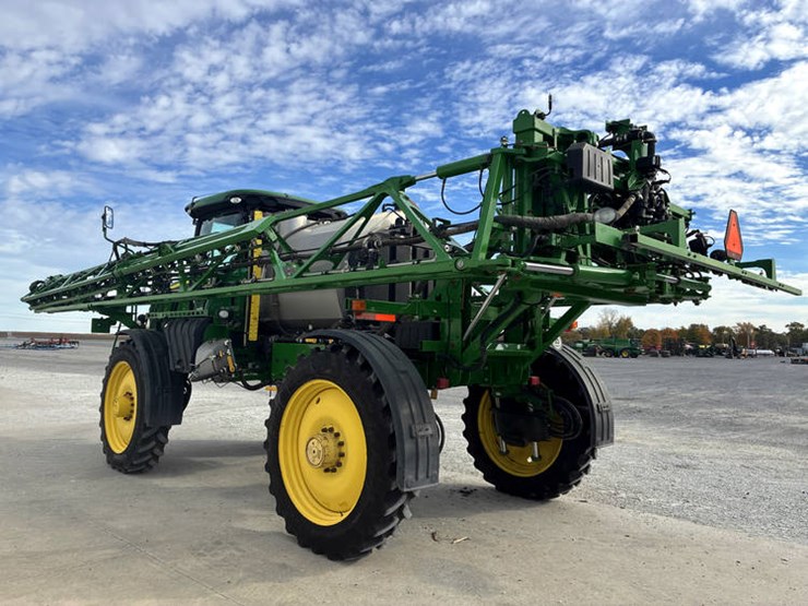 2014-john-deere-r4038-image-7