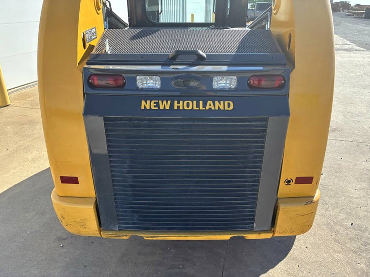 2022-new-holland-c334-image-33