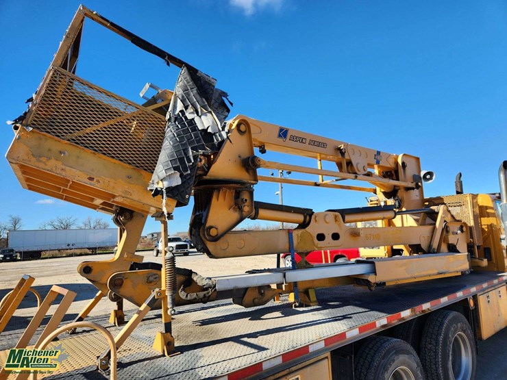 2009-international-workstar-7500-image-10