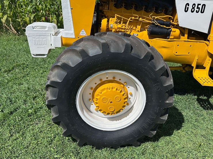 minneapolis-moline-g850-image-13