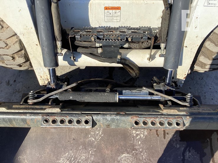 2013-bobcat-s550-image-10