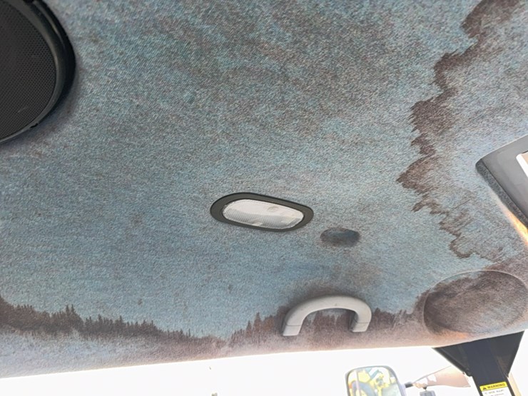 new-holland-t6070-image-76