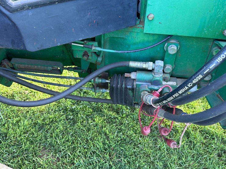 white-american-80-image-28