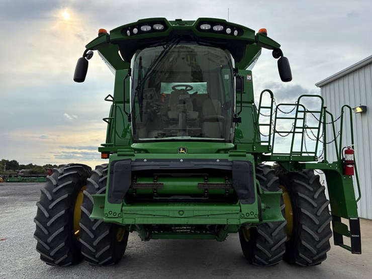 2018-john-deere-s780-image-11