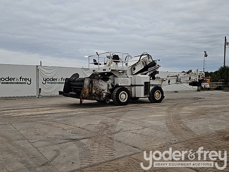 2015-weiler-e1250a-image-2