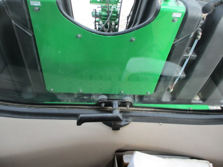 2017-john-deere-9570r-image-40