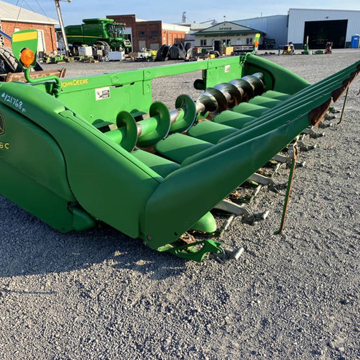 2013 JOHN DEERE 608C