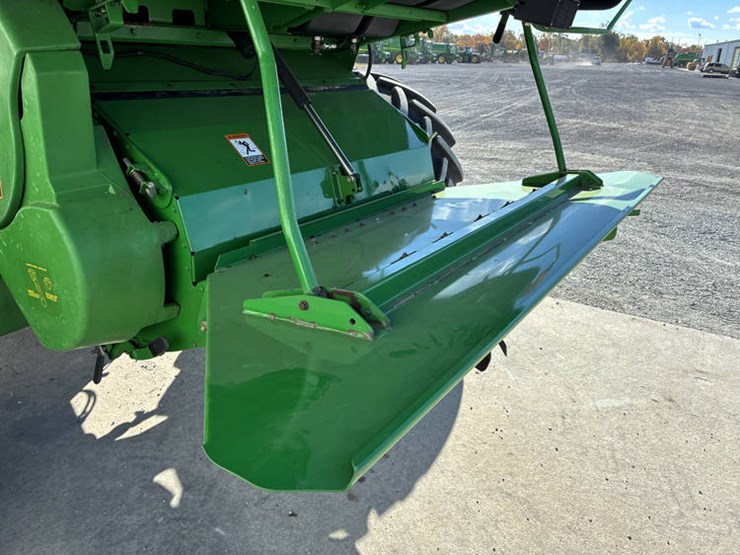 2009-john-deere-9770-sts-image-71