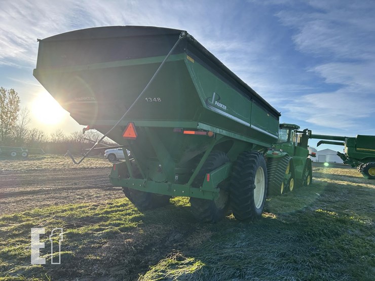 2010-parker-1348-image-10