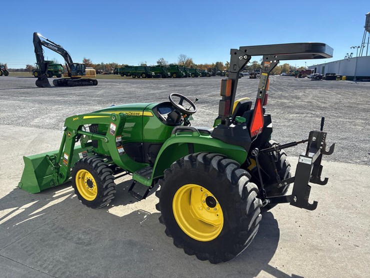 2018-john-deere-3038e-image-7