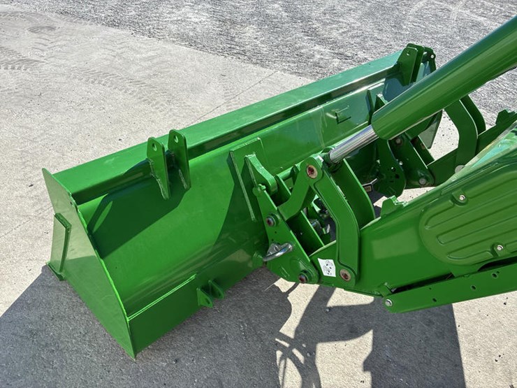 2023-john-deere-6175m-image-44