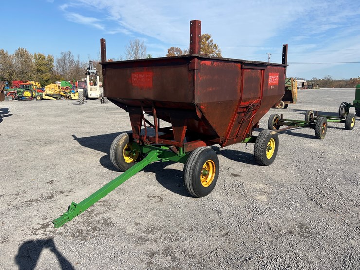 john-deere-1065-image-1