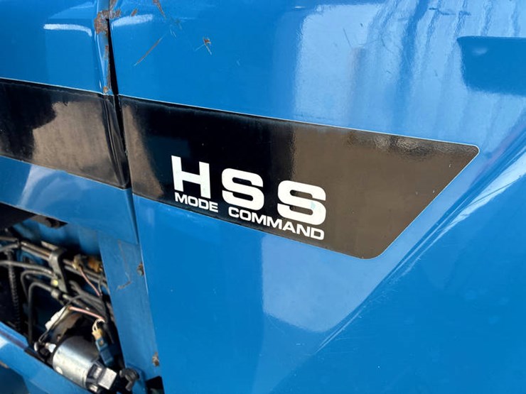 new-holland-2120-image-26