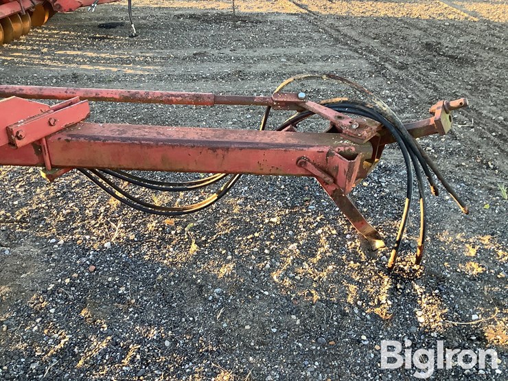 international-720-image-9