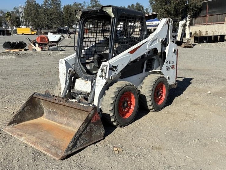 2019-bobcat-s570-image-1