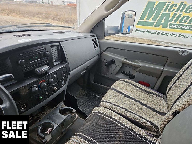 2008-dodge-ram-5500-image-15