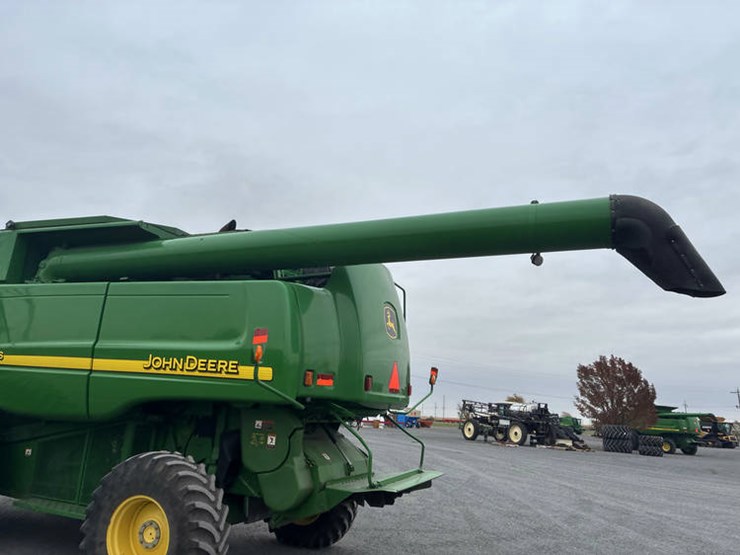 2004-john-deere-9660-sts-image-6