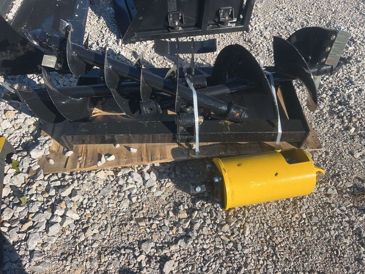 skid-steer-auger-image-2