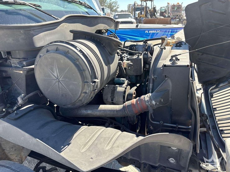 international-durastar-4300-image-11