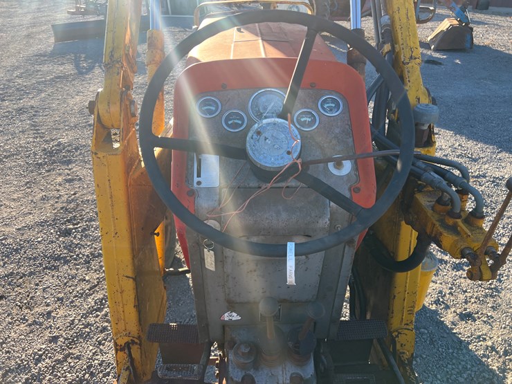 massey-ferguson-150-image-6